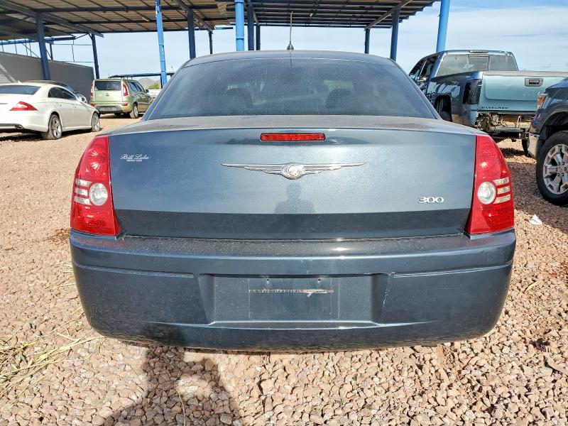 Photo 6 from auction – 2008 CHRYSLER 300 LX with VIN 2C3LA43R18H237717