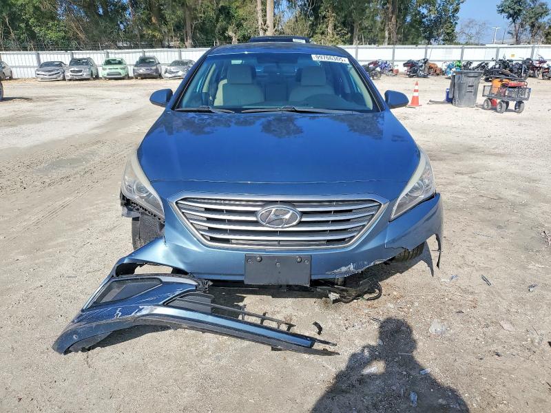 Photo 5 from auction – 2017 HYUNDAI SONATA with VIN 5NPE24AF2HH530589