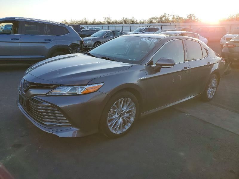 TOYOTA CAMRY XLE 2020 with VIN 4T1F31AKXLU545493 - Photo from auction
