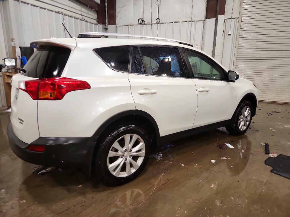 Photo 3 from auction – 2014 TOYOTA RAV4 LIMIT with VIN JTMDFREV5ED066441
