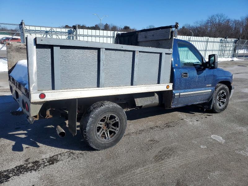Photo 3 from auction – 2000 CHEVROLET SILVERADO with VIN 1GCEK14V1YE415970