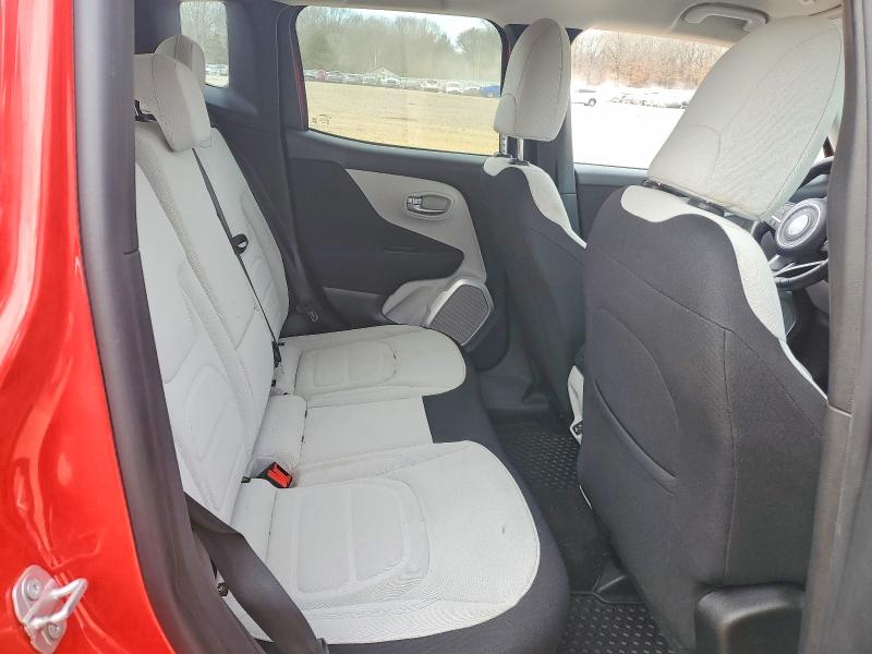 Photo 11 from auction – 2018 JEEP RENEGADE with VIN ZACCJABBXJPH61905