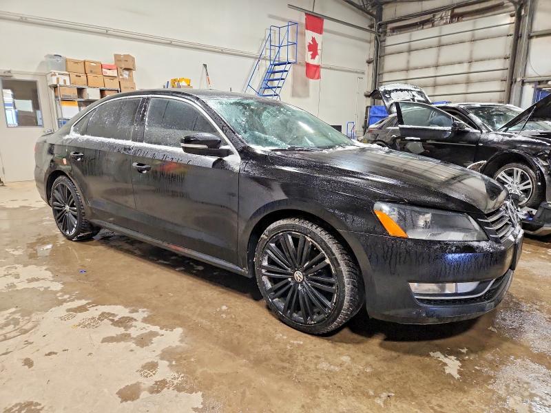 Photo 4 from auction – 2015 VOLKSWAGEN PASSAT SE with VIN 1VWBS7A30FC066170