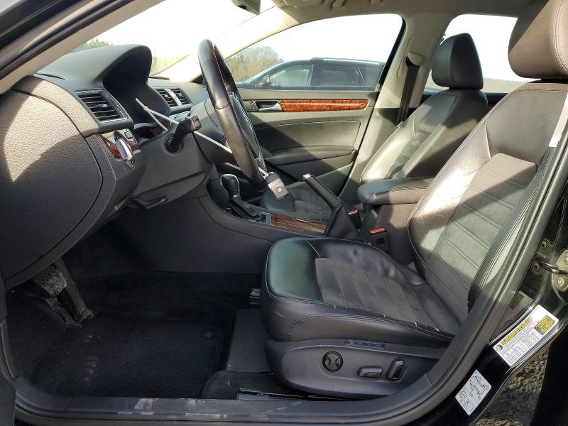 Photo 7 from auction – 2012 VOLKSWAGEN PASSAT SEL with VIN 1VWCP7A34CC021198
