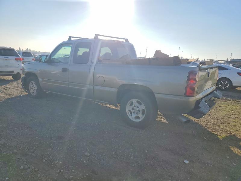 Photo 2 from auction – 2003 CHEVROLET SILVERADO with VIN 2GCEC19V031143833