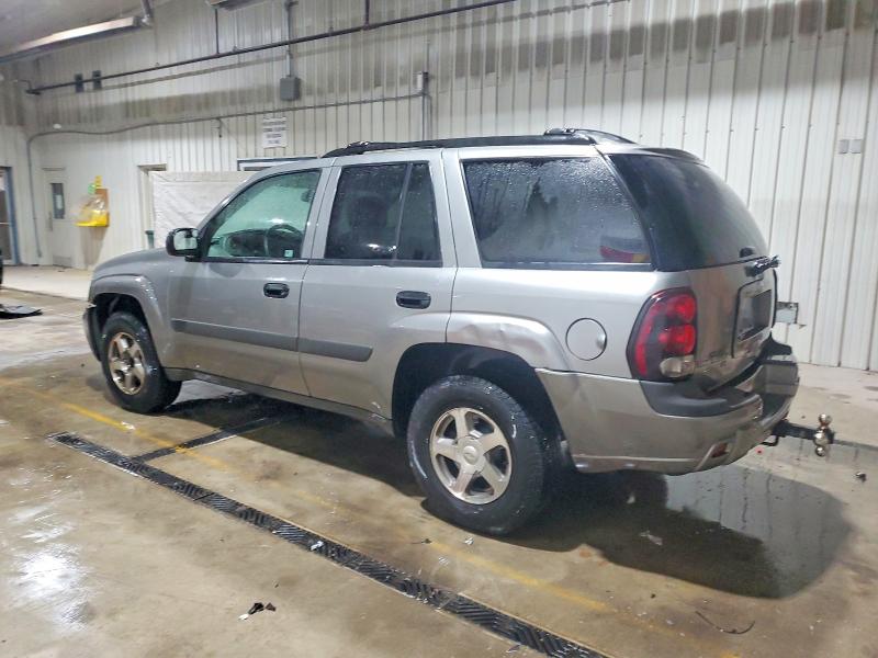 Photo 2 from auction – 2005 CHEVROLET TRAILBLAZE with VIN 1GNDT13S652142335