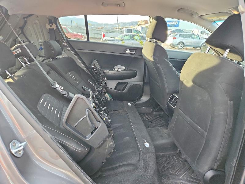 Photo 11 from auction – 2018 KIA SPORTAGE L with VIN KNDPMCAC5J7314944