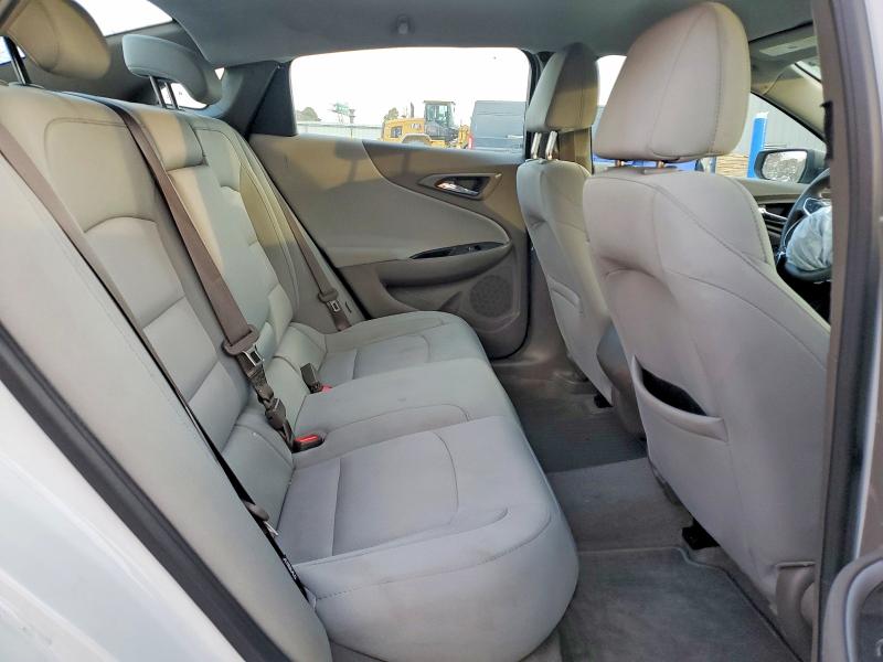 Photo 10 from auction – 2017 CHEVROLET MALIBU LS with VIN 1G1ZB5STXHF170129