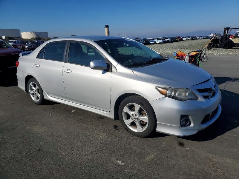 Photo 4 from auction – 2013 TOYOTA COROLLA BA with VIN 2T1BU4EE7DC097928