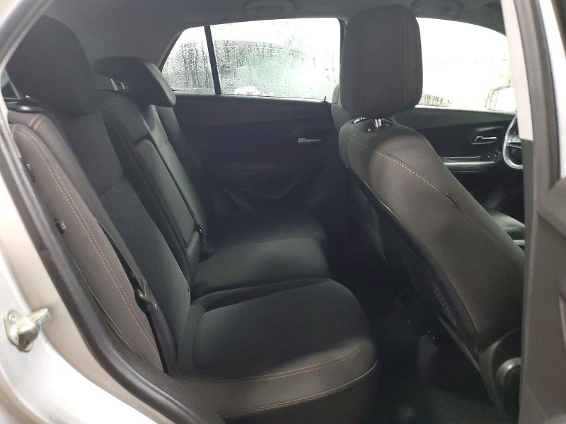 Photo 11 from auction – 2020 CHEVROLET TRAX LS with VIN 3GNCJKSB2LL144474