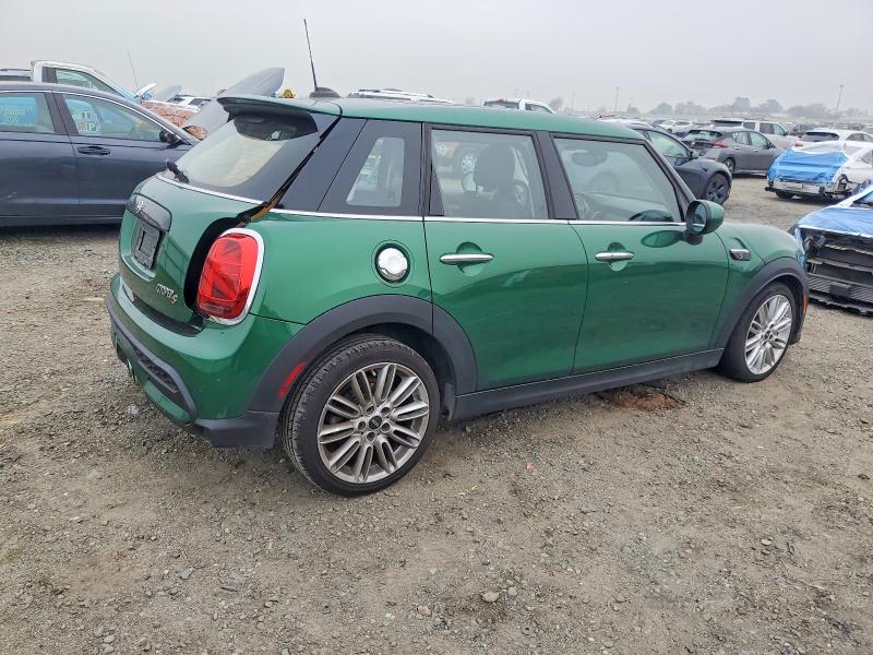 Photo 3 from auction – 2024 MINI COOPER S with VIN WMW53DK05R2V30805