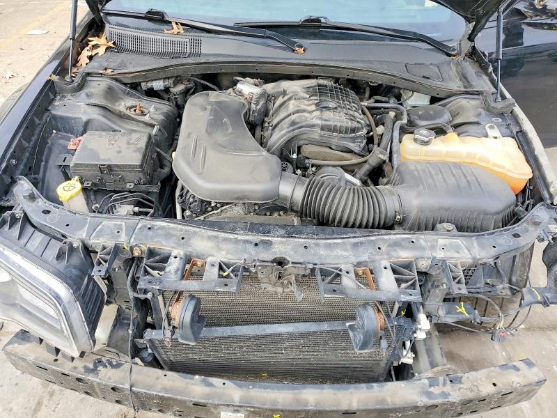 Photo 11 from auction – 2017 CHRYSLER 300 with VIN 2C3CCABG0HH567809