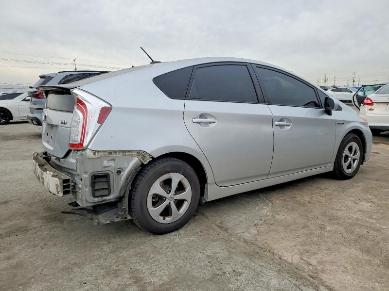 Photo 3 from auction – 2015 TOYOTA PRIUS with VIN JTDKN3DU3F0461291