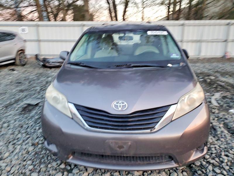 Photo 5 from auction – 2011 TOYOTA SIENNA LE with VIN 5TDKK3DC3BS018291