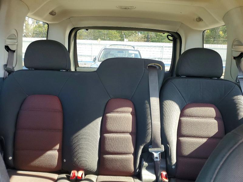 Photo 10 from auction – 2005 FORD EXPLORER X with VIN 1FMZU63K05UA07229
