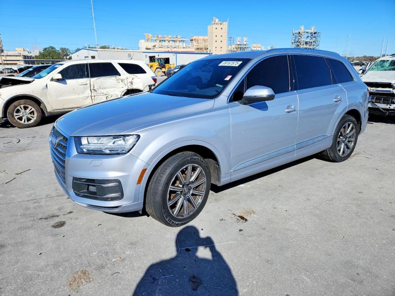 AUDI Q7 2017 with VIN WA1LAAF72HD043807 - Photo from auction