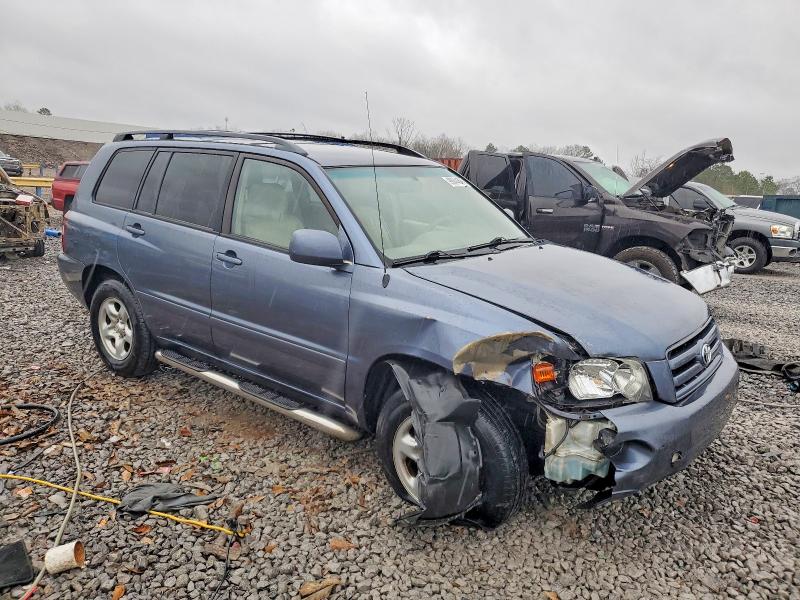 Photo 4 from auction – 2005 TOYOTA HIGHLANDER with VIN JTEGD21A450122692