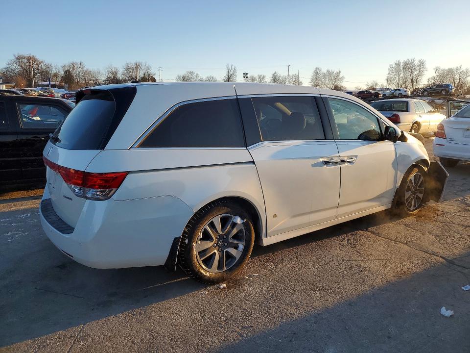 Photo 3 from auction – 2014 HONDA ODYSSEY TO with VIN 5FNRL5H91EB080836