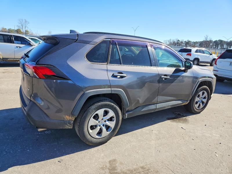 Photo 3 from auction – 2019 TOYOTA RAV4 with VIN 2T3H1RFV0KW009335