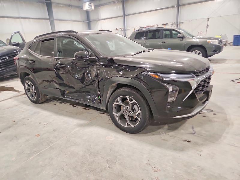 Photo 4 from auction – 2025 CHEVROLET TRAX 1LT with VIN KL77LHEPXSC204684