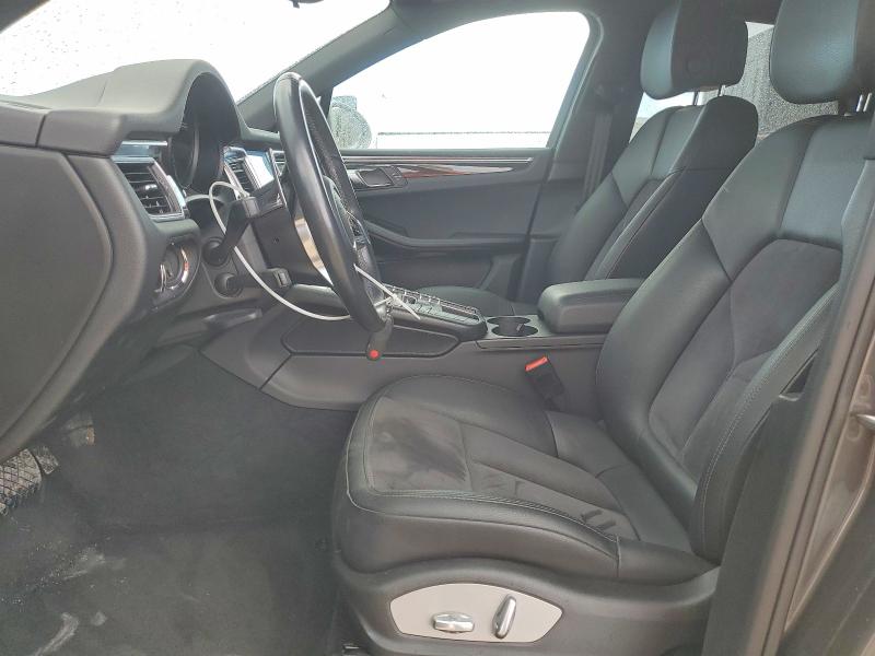 Photo 7 from auction – 2018 PORSCHE MACAN with VIN WP1AA2A53JLB10577