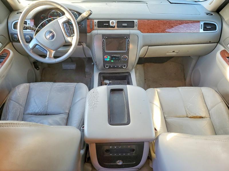 Photo 8 from auction – 2007 GMC YUKON with VIN 1GKFK13027J340281
