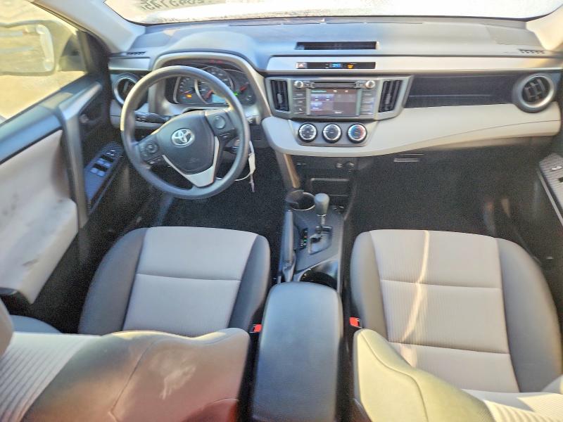 Photo 8 from auction – 2015 TOYOTA RAV4 LE with VIN JTMZFREV7FJ038326