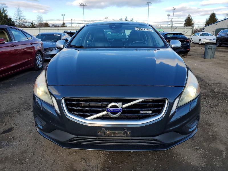 Photo 5 from auction – 2013 VOLVO S60 T6 with VIN YV1902FH6D2185501
