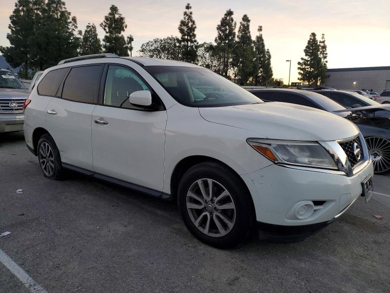 Photo 4 from auction – 2016 NISSAN PATHFINDER with VIN 5N1AR2MN0GC627894