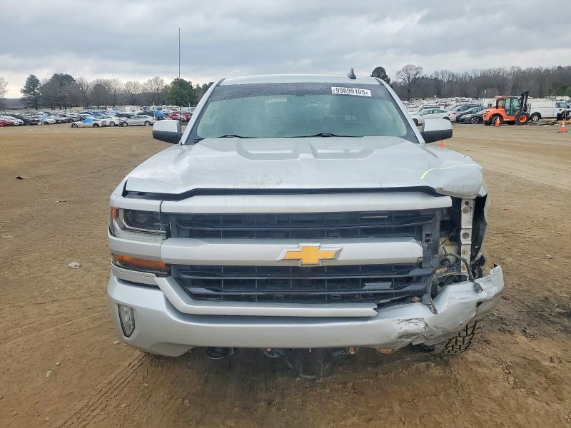 Photo 5 from auction – 2018 CHEVROLET SILVERADO with VIN 3GCUKREC0JG273231