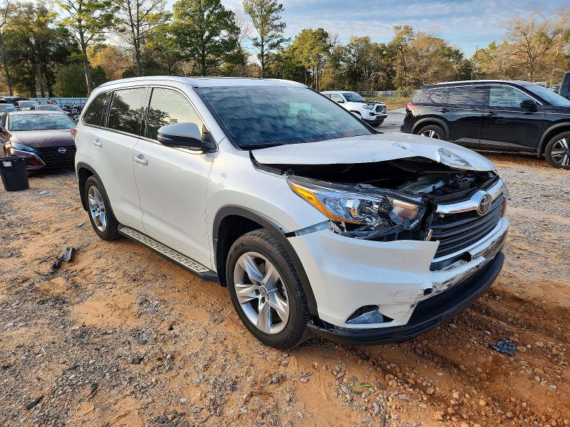 Photo 4 from auction – 2016 TOYOTA HIGHLANDER with VIN 5TDDKRFH8GS272719