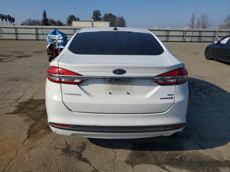 Photo 6 from auction – 2017 FORD FUSION SE with VIN 3FA6P0LU1HR324015