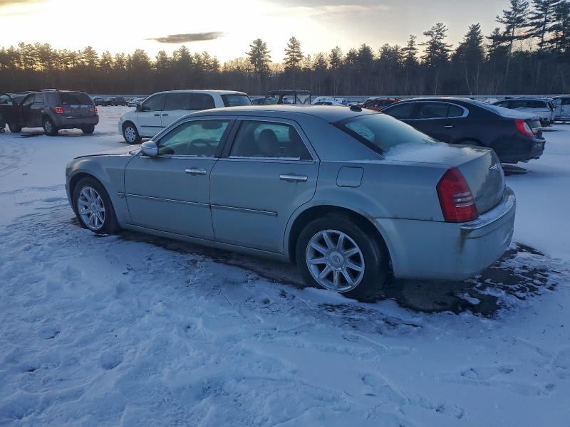 Photo 2 from auction – 2005 CHRYSLER 300C with VIN 2C3AA63H45H673922