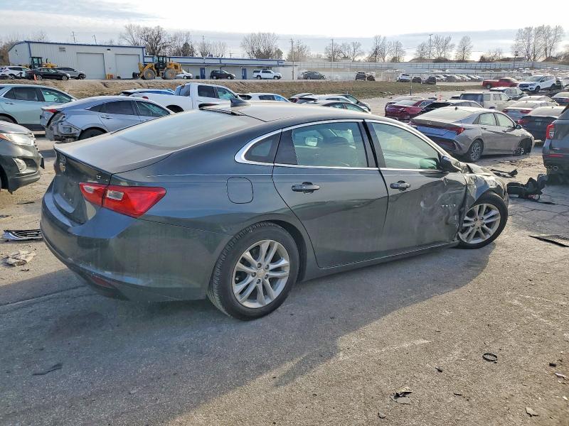 Photo 3 from auction – 2016 CHEVROLET MALIBU with VIN 1G1ZE5ST1GF349407