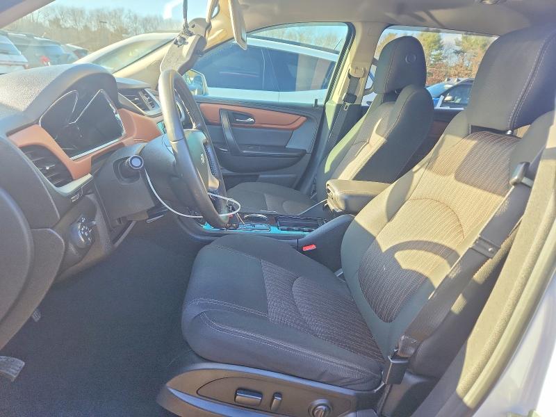 Photo 7 from auction – 2016 CHEVROLET TRAVERSE L with VIN 1GNKVGKD5GJ179439