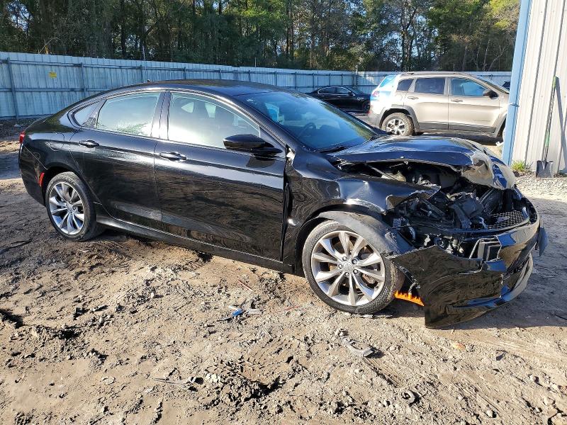 Photo 4 from auction – 2016 CHRYSLER 200 with VIN 1C3CCCBG5GN157699