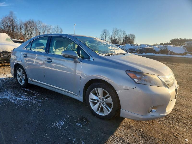 Photo 4 from auction – 2010 LEXUS HS with VIN JTHBB1BA2A2020723