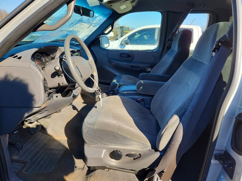 Photo 7 from auction – 2001 FORD F150 with VIN 1FTRX17WX1NA31974