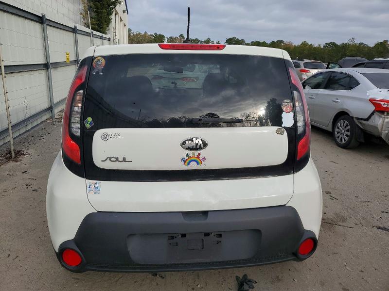 Photo 6 from auction – 2014 KIA SOUL with VIN KNDJN2A24E7009252