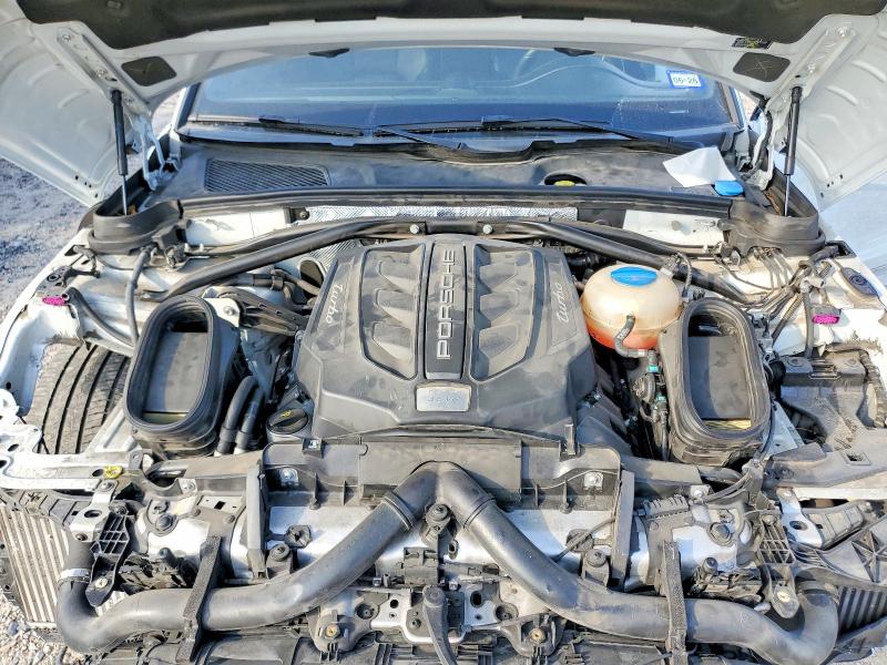 Photo 12 from auction – 2016 PORSCHE MACAN TURB with VIN WP1AF2A53GLB93390