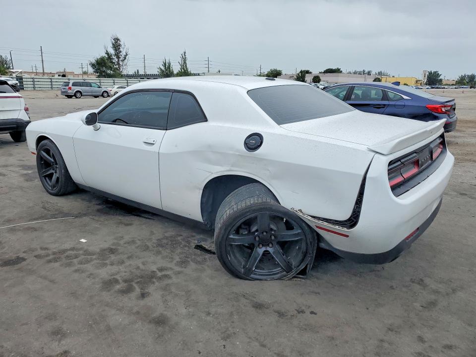 Photo 2 from auction – 2018 DODGE CHALLENGER with VIN 2C3CDZAG8JH131003