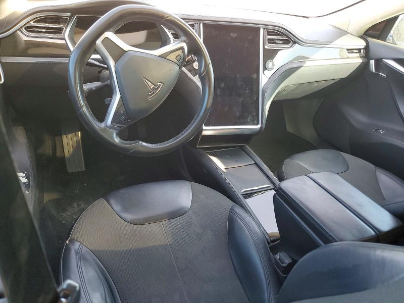 Photo 8 from auction – 2012 TESLA MODEL S with VIN 5YJSA1CN9CFP03170