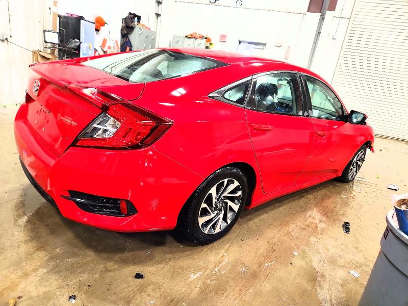 Zdjęcie 3 z aukcji – 2016 HONDA CIVIC EX z VIN 2HGFC2F75GH575719