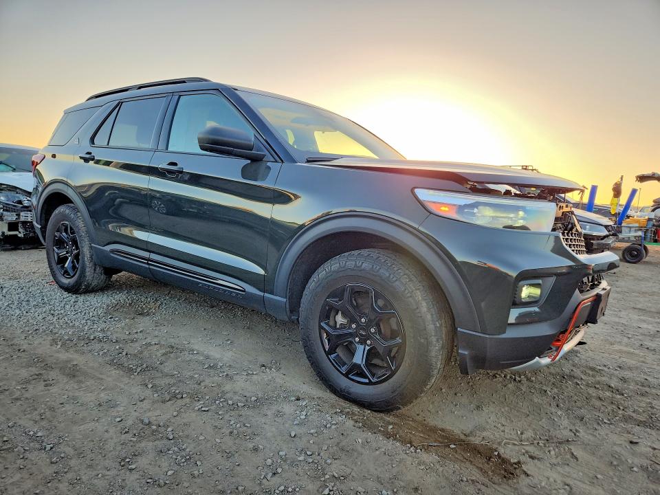 Photo 4 from auction – 2023 FORD EXPLORER T with VIN 1FMSK8JHXPGA14135