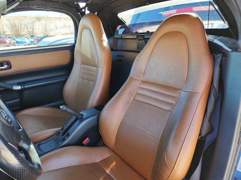 Photo 10 from auction – 2001 TOYOTA MR2 SPYDER with VIN JTDFR320410032725