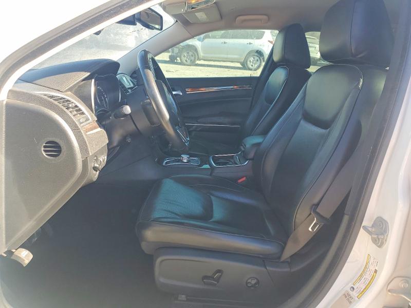 Photo 7 from auction – 2019 CHRYSLER 300 with VIN 2C3CCAEG3KH697859