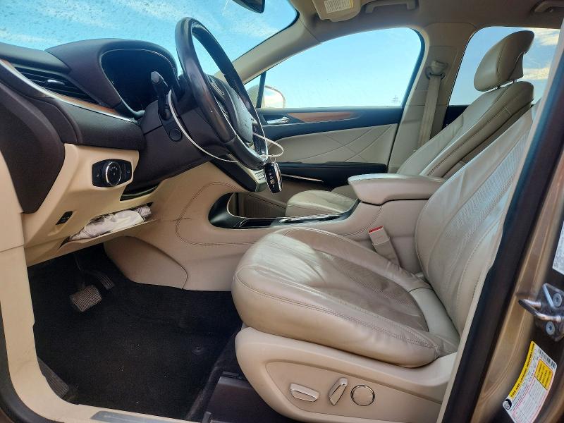 Photo 7 from auction – 2017 LINCOLN MKC SELECT with VIN 5LMCJ2C91HUL46734