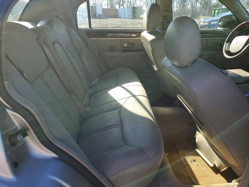 Photo 10 from auction – 2007 LINCOLN TOWN CAR with VIN 1LNHM82W37Y633686