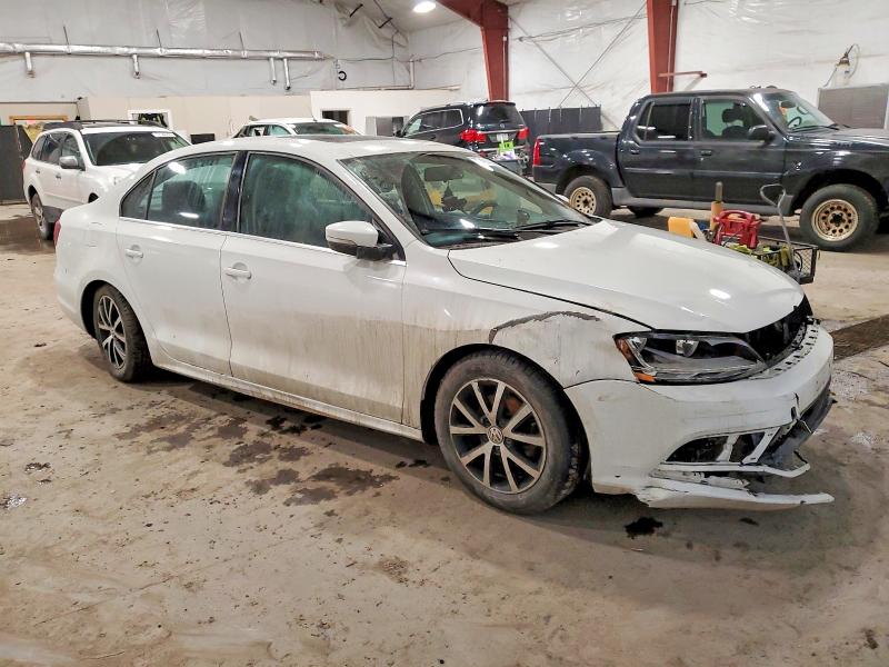 Photo 4 from auction – 2017 VOLKSWAGEN JETTA with VIN 3VWDB7AJ1HM262658