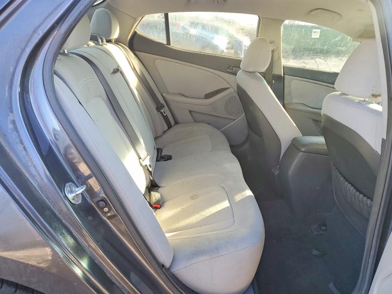Photo 10 from auction – 2011 KIA OPTIMA LX with VIN KNAGM4A71B5182283